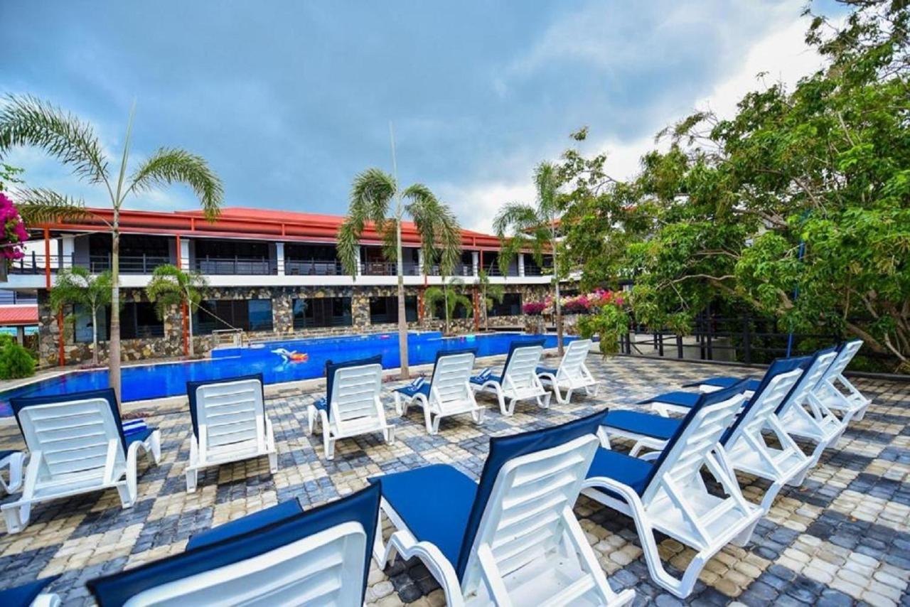 Centauria Wild Hotel Udawalawe Exterior foto